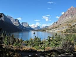Rocky Mountains – Canada - أفضل 10 أماكن جميلة في العالم من ضمنها دول عربية